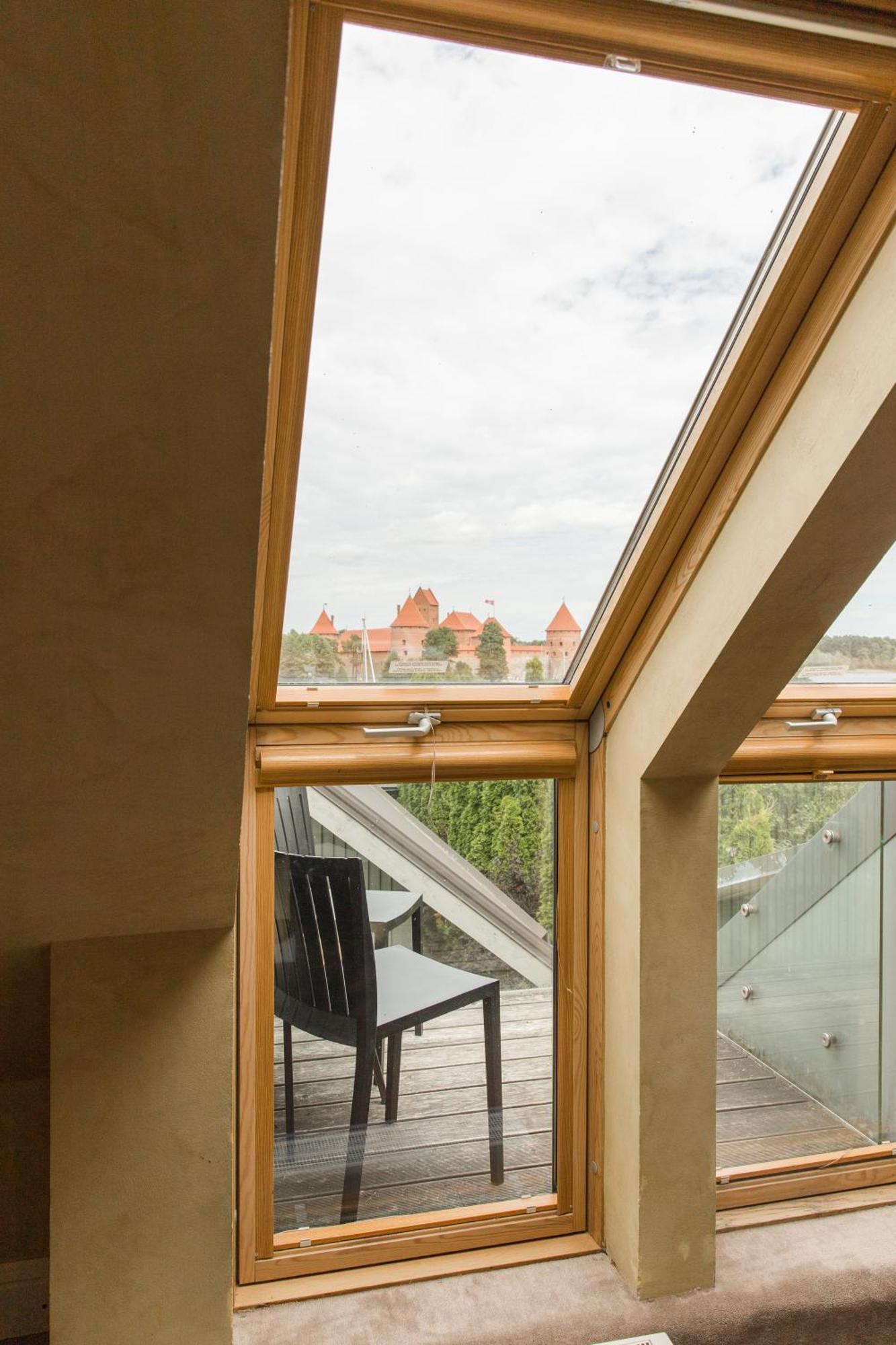 Apvalaus Stalo Klubas Gastro & Spa Hotel Trakai Exteriör bild